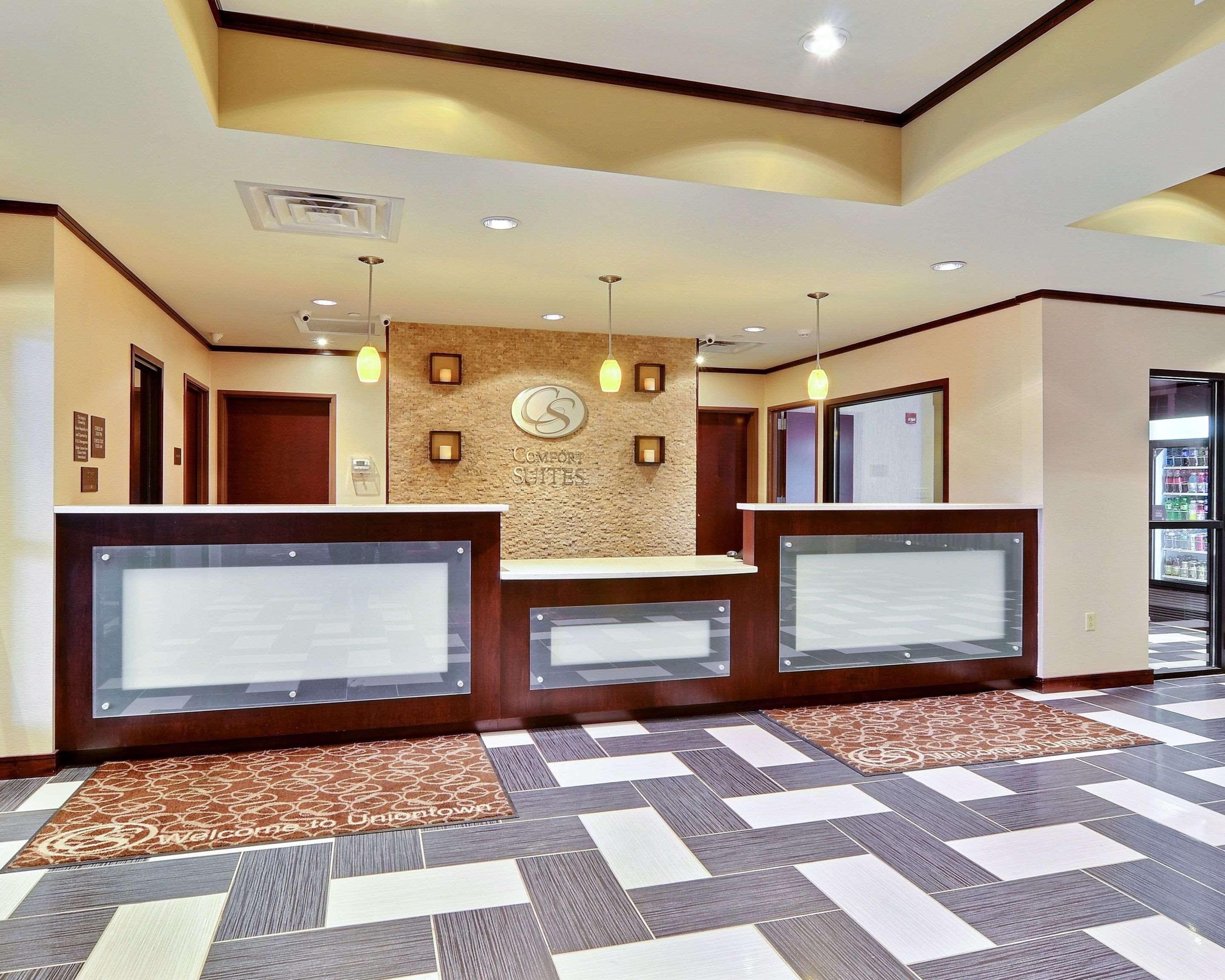 Comfort Suites Uniontown Extérieur photo