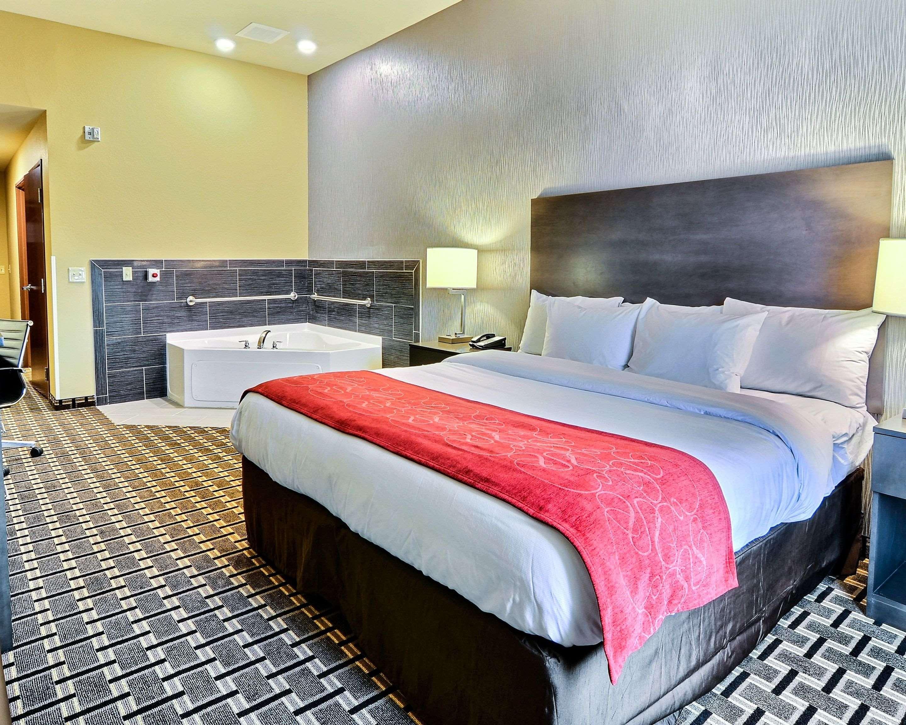 Comfort Suites Uniontown Extérieur photo