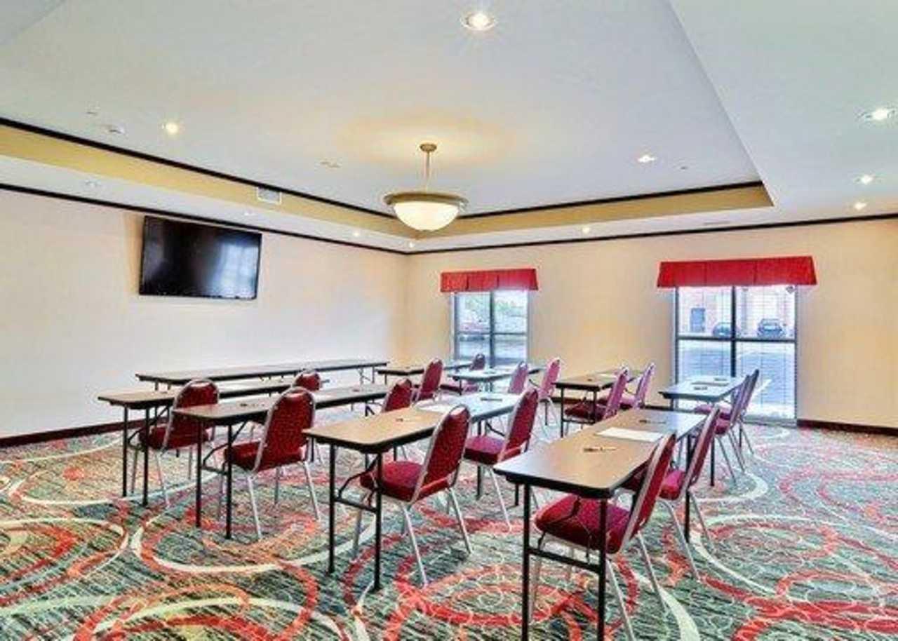 Comfort Suites Uniontown Extérieur photo