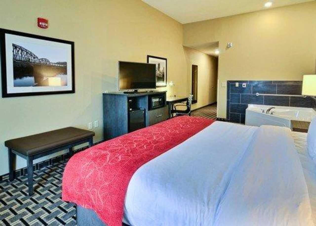 Comfort Suites Uniontown Extérieur photo