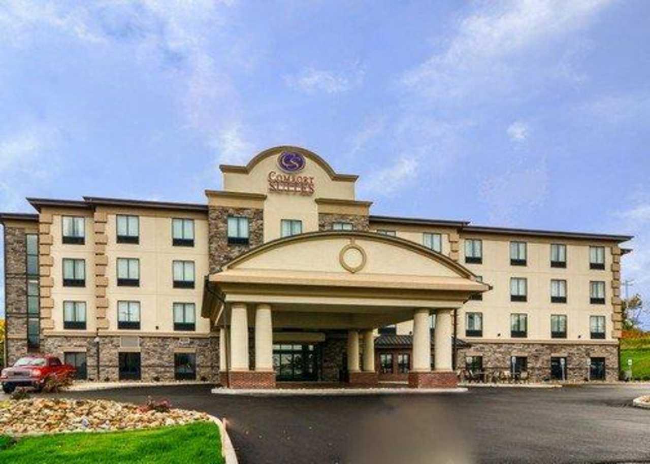 Comfort Suites Uniontown Extérieur photo