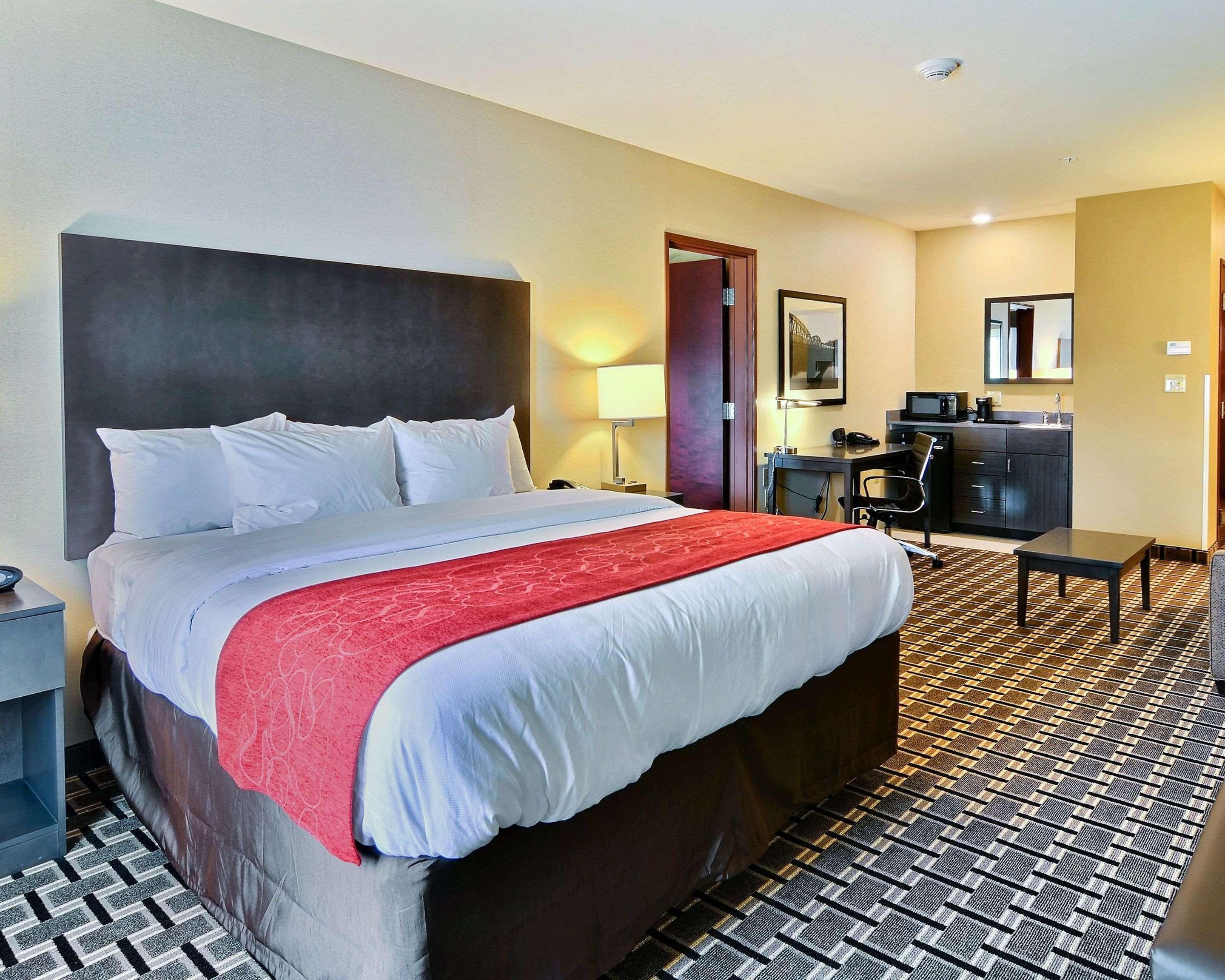Comfort Suites Uniontown Extérieur photo