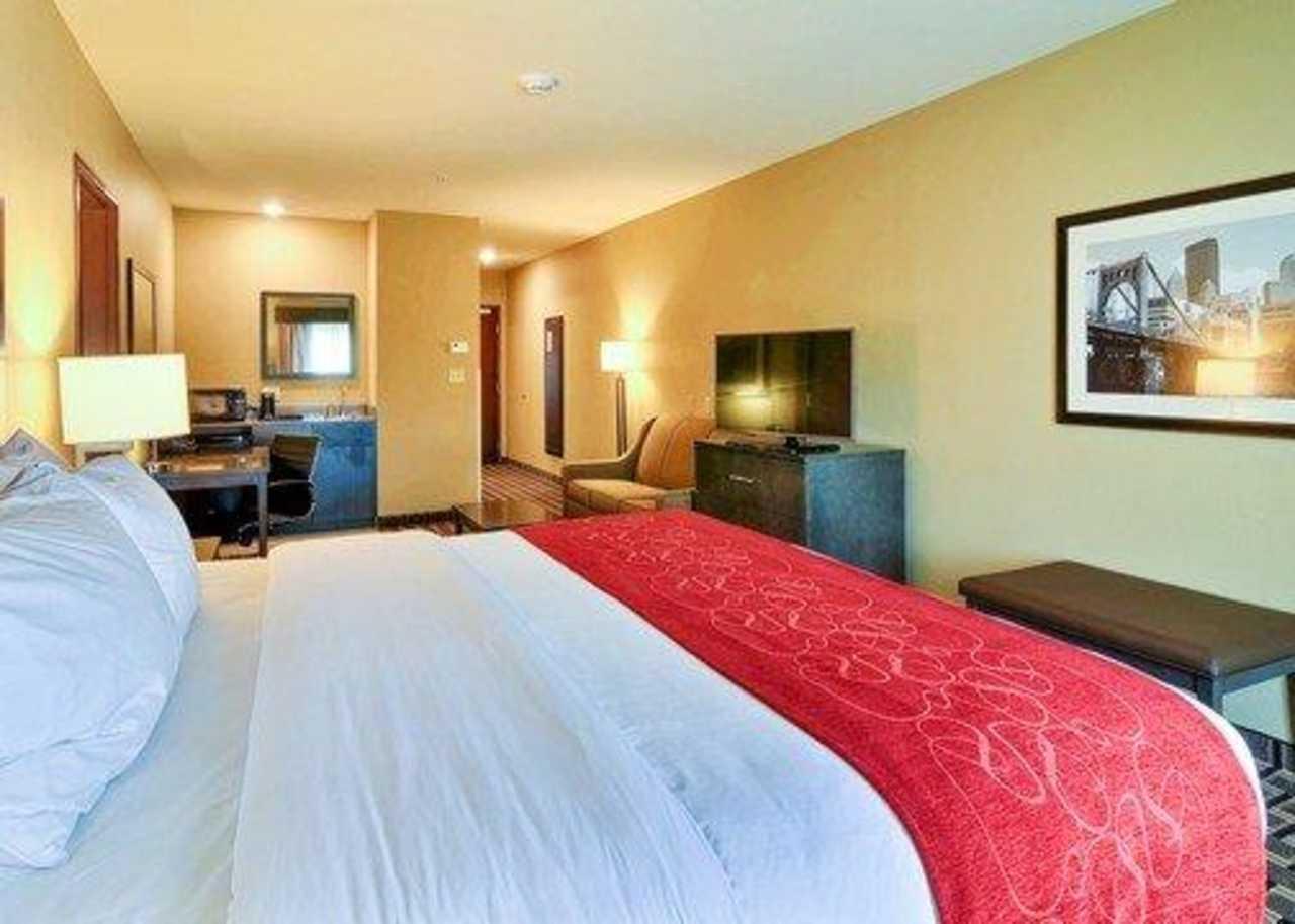 Comfort Suites Uniontown Extérieur photo
