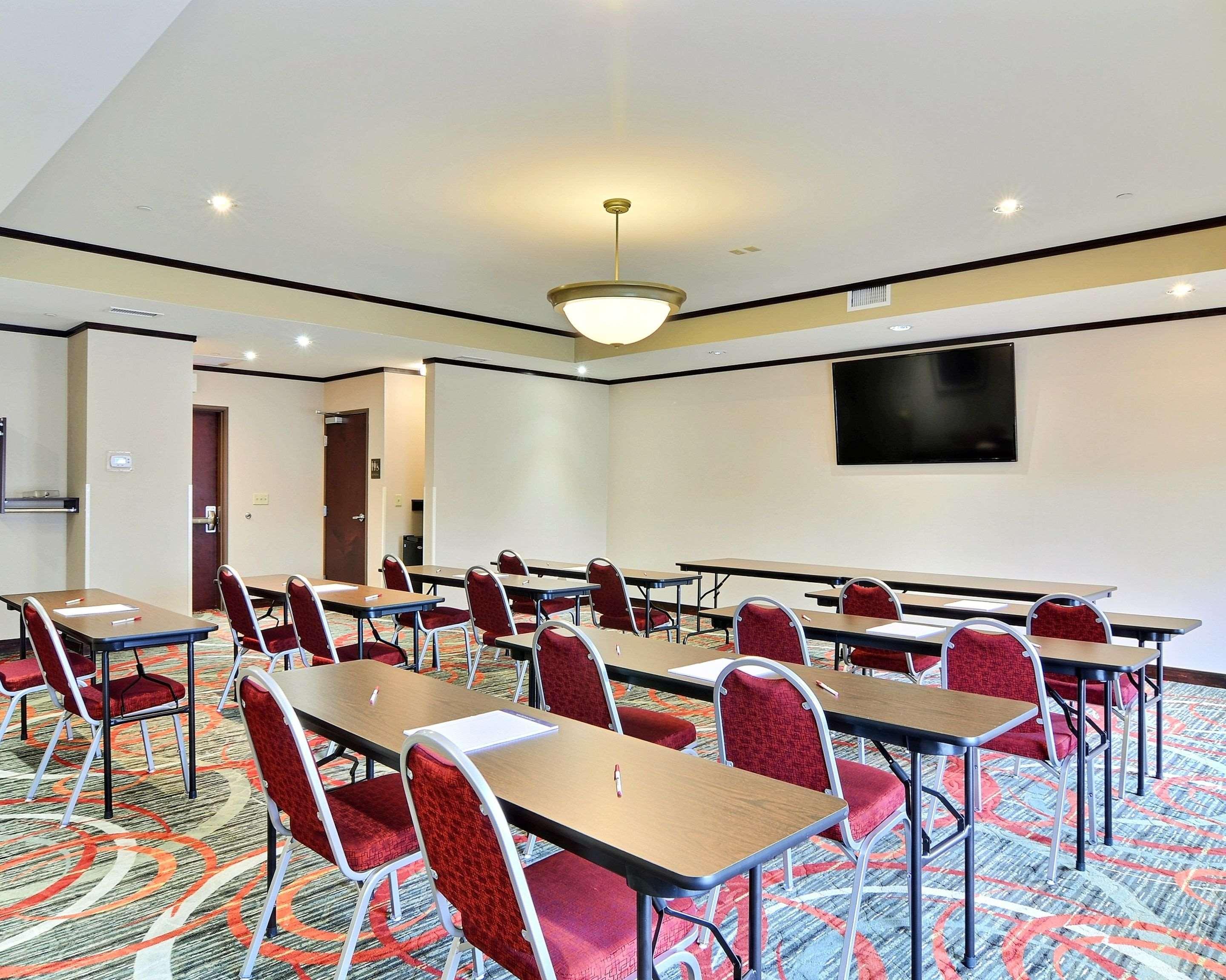 Comfort Suites Uniontown Extérieur photo